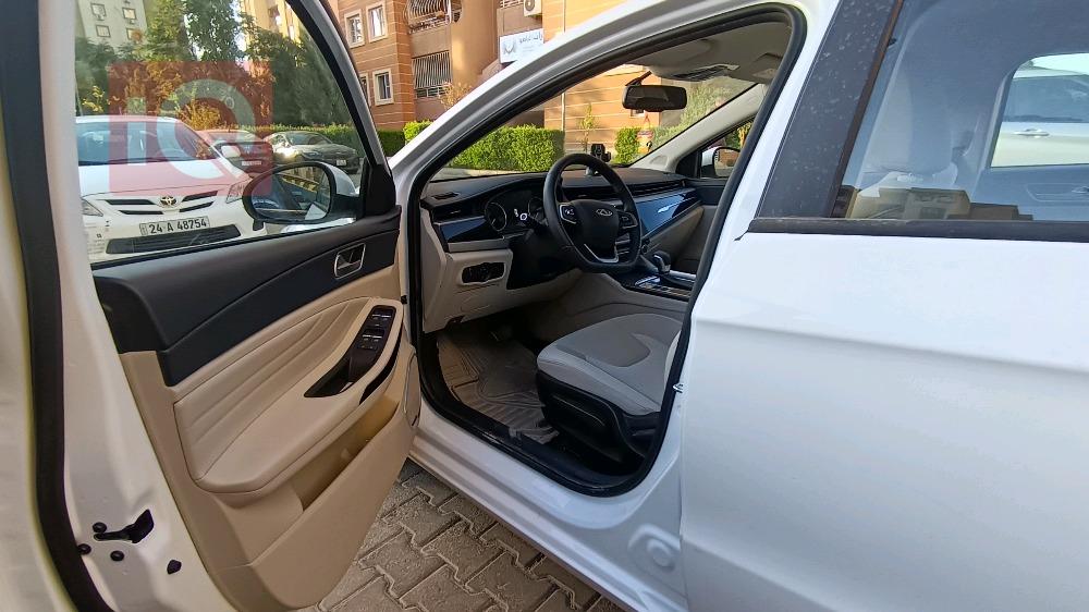 شيري أريزو 5